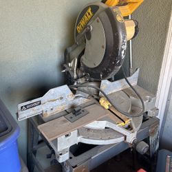 DeWalt miter Saw Plus Pipe Threader OBO