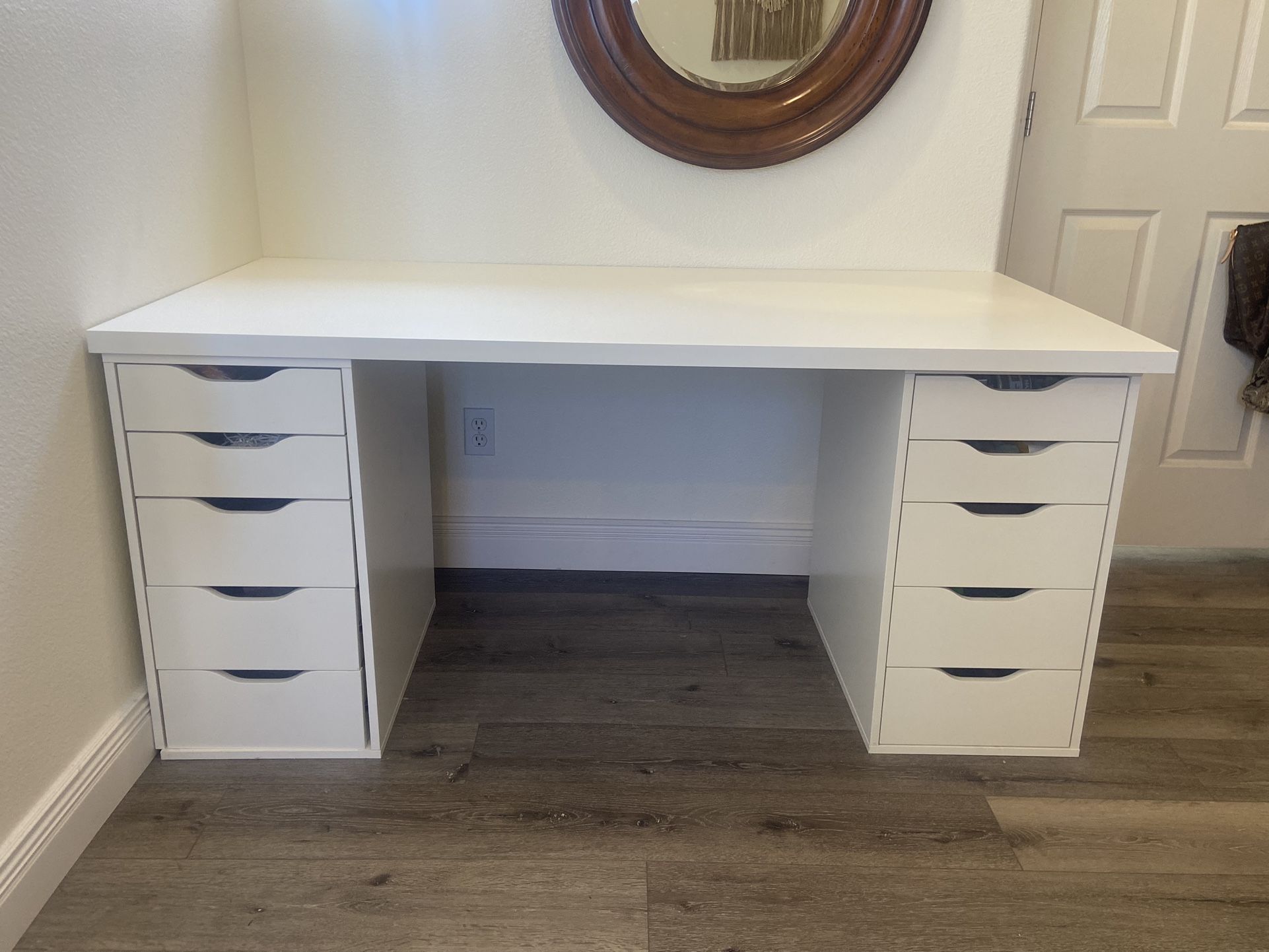 Ikea Desk / Ikea Alex Drawers + Ikea Lagkapten Tabletop