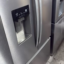 Whirlpool Refrigerator 
