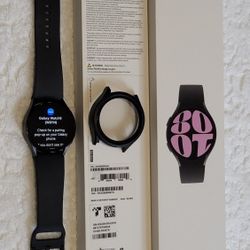 SAMSUNG GALAXY WATCH6 BLUETOOTH, WI-FI, GPS IN BLACK COLOR 40MM. 