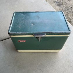 Old School Iced Chest 