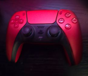 Red ps5 controller