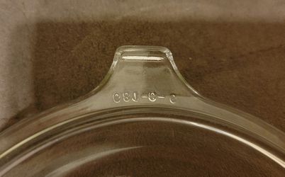 PYREX: CLEAR GLASS, CASSEROLE DISH / BOWL #019, 20oz w/LID 681-C