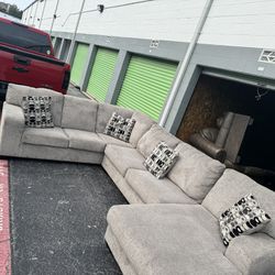 Light Grey 3pc Sectional Free Delivery