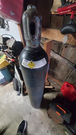 Oxygen Acetylene Or Welding Tank