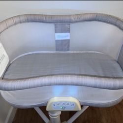 Halo Bassinet Swivel Sleeper