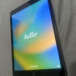 Apple iPad 8th Gen 10.2‑inch Wi‑Fi 32GB 