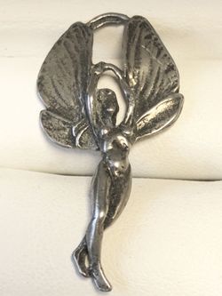 Pendant 2.3g $7