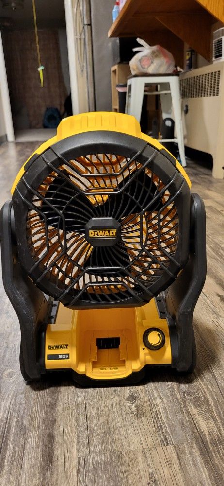 Dewalt XR Cordless Fan