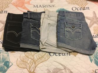 Levi’s Shorts