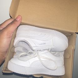 Puma White