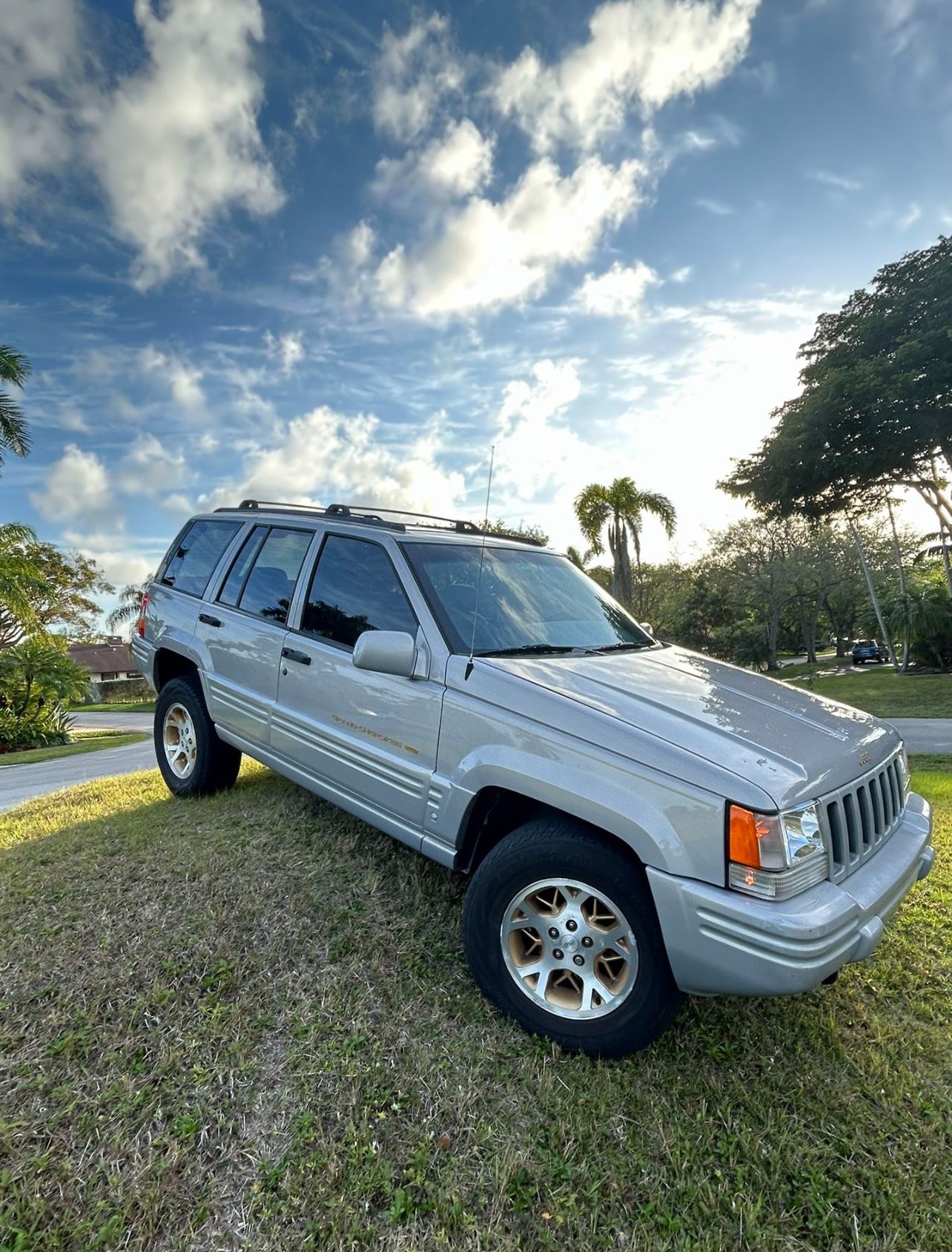 1997 Grand Cheerokee ZJ  V8 