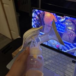 breast pump 
