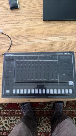 Roland TR-8s drum machine