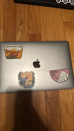 MacBook