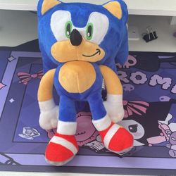 Sonic Plushie