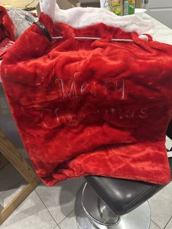 Santa’s Red Gift Bag With Ties (2)