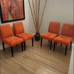 Microfiber excellent condition - Fully Treated Fabric - Easy To Clean