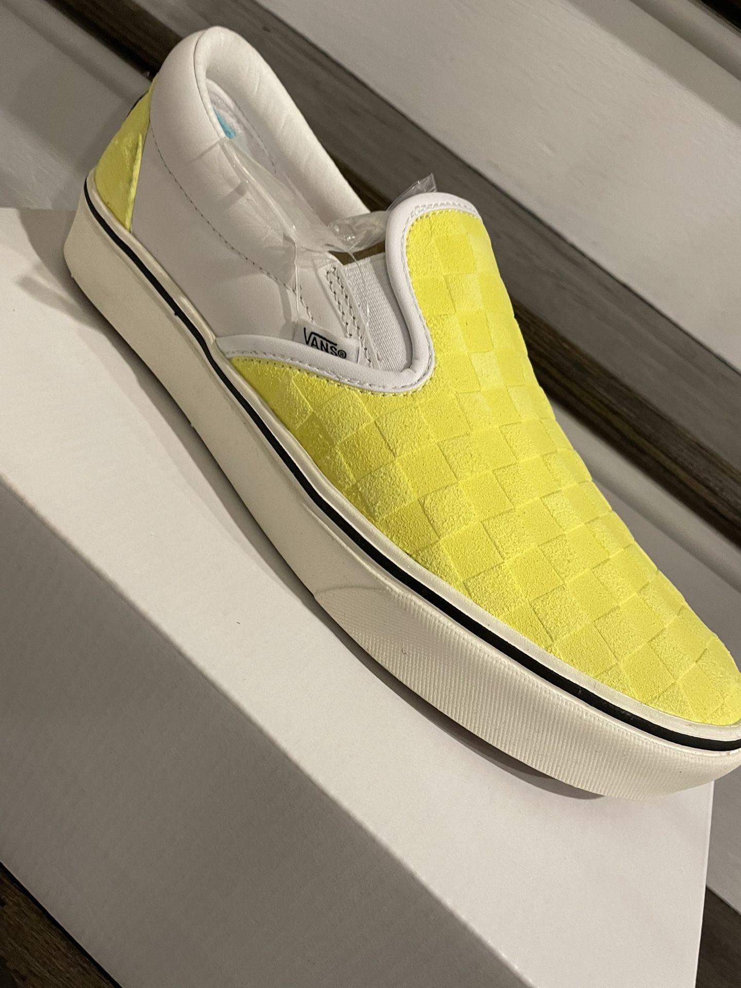 Exclusive Vans $90 Size 9.5