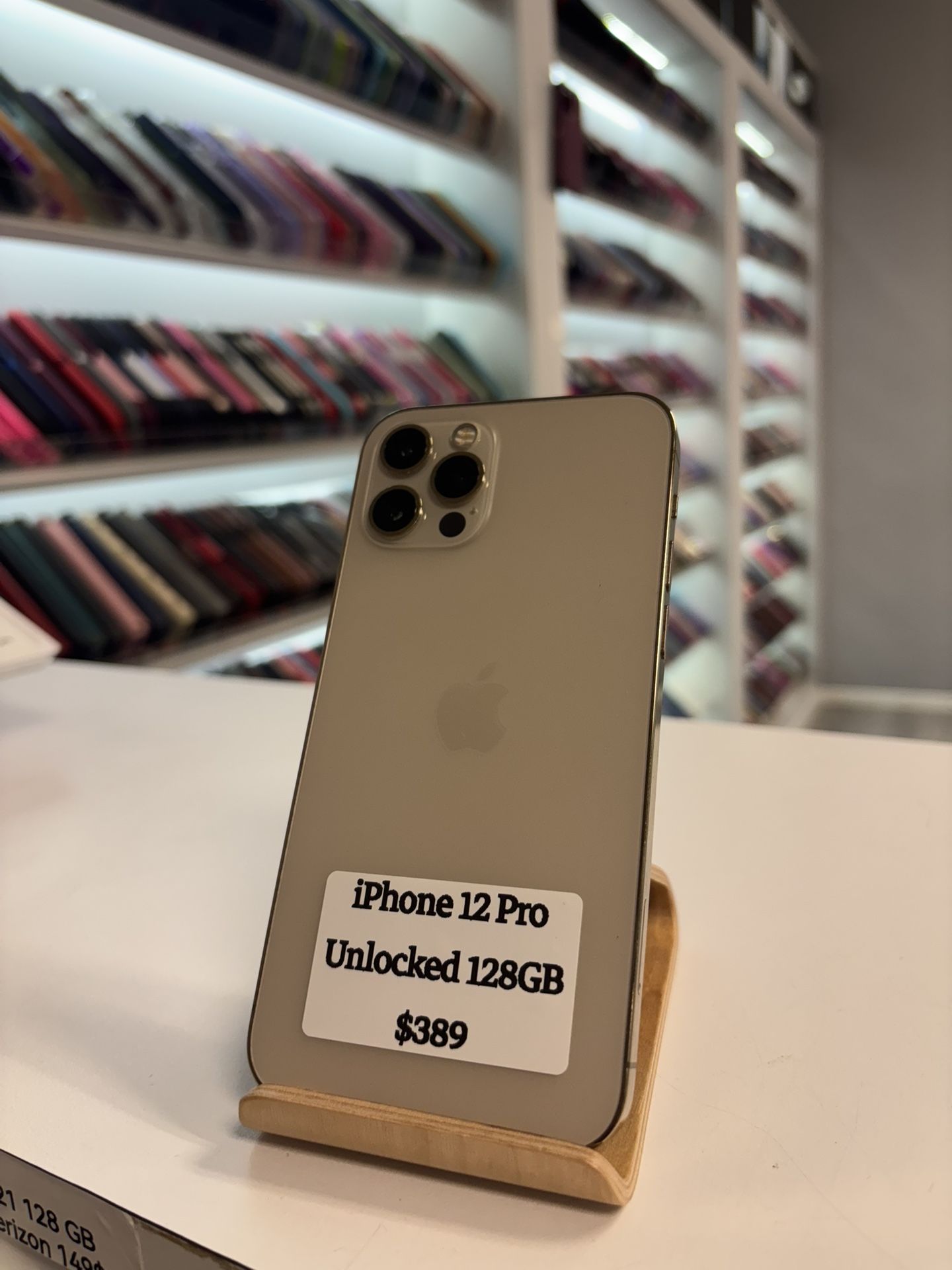 iPhone 12 Pro | Unlocked | 128 GB | 369$