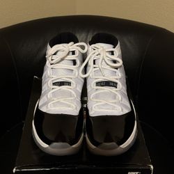 Lightly worn! 2018 Air Jordan Concord 11’s size 14 with original box. 