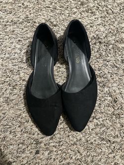 Women’s flats