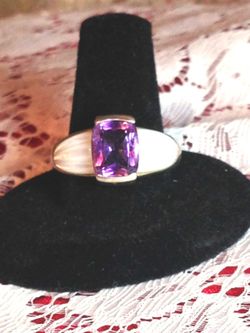 Stunning Silver Amethyst Ring