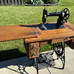 Antique Sewing Machine With Table