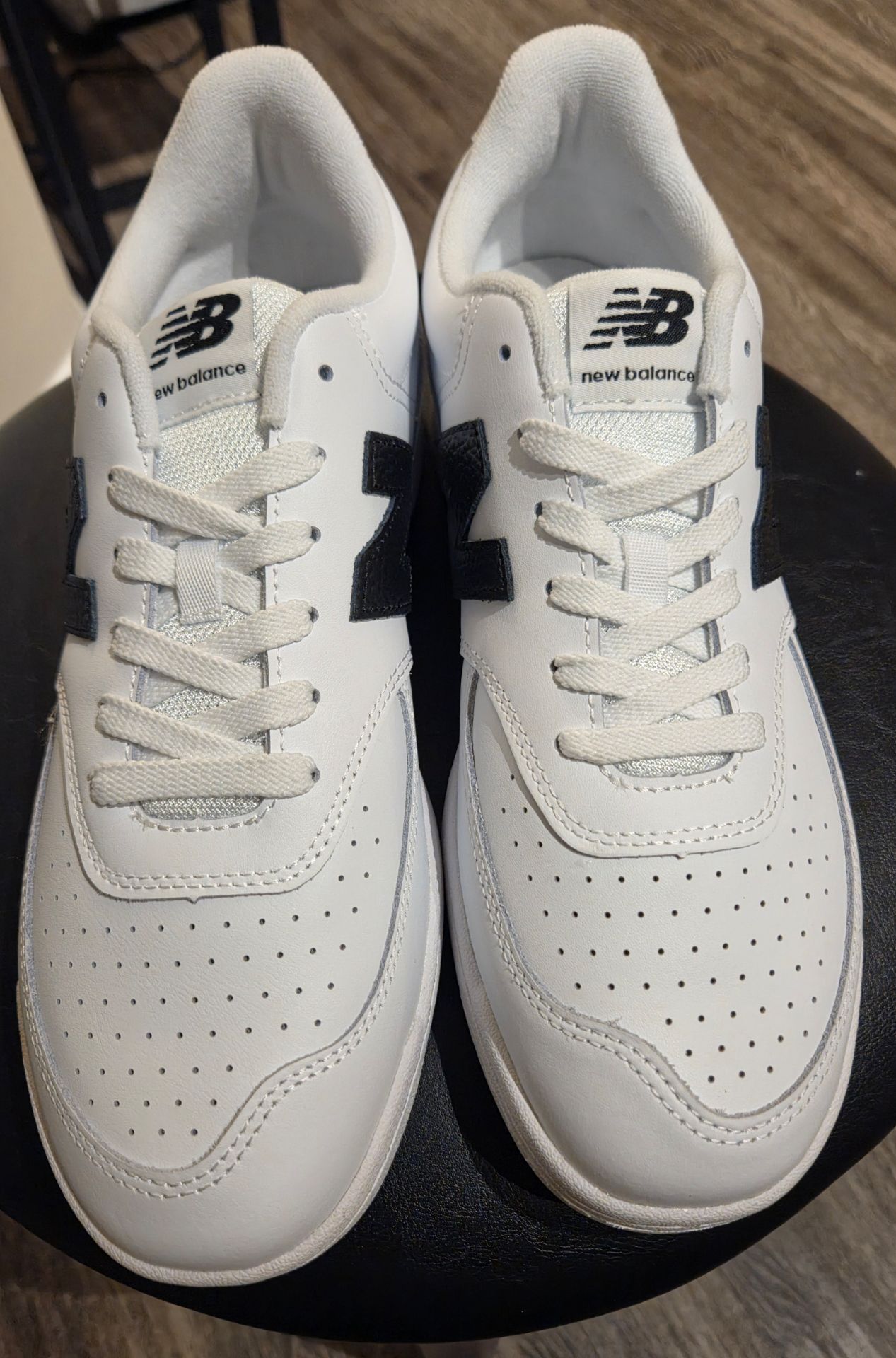 New Balance BB80 White/Black Court Sneakers Size 10