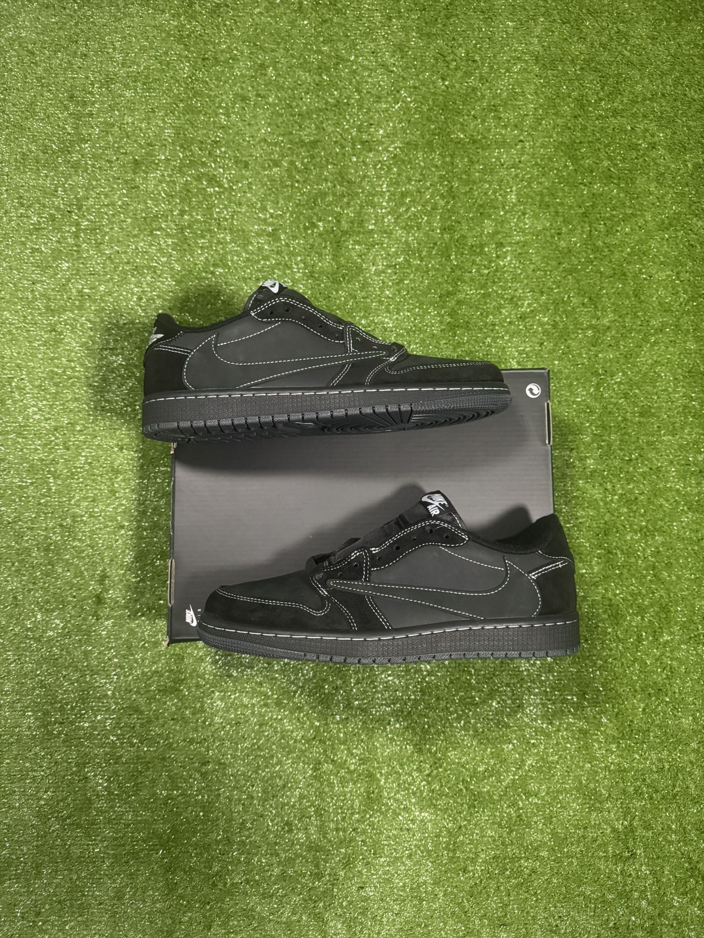 Jordan 1 Travis Scotts Phantoms Size:10.5