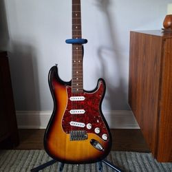 Fender Squier Stratocaster SE sunburst/tortoise shell electric guitar