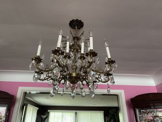 Chandelier 