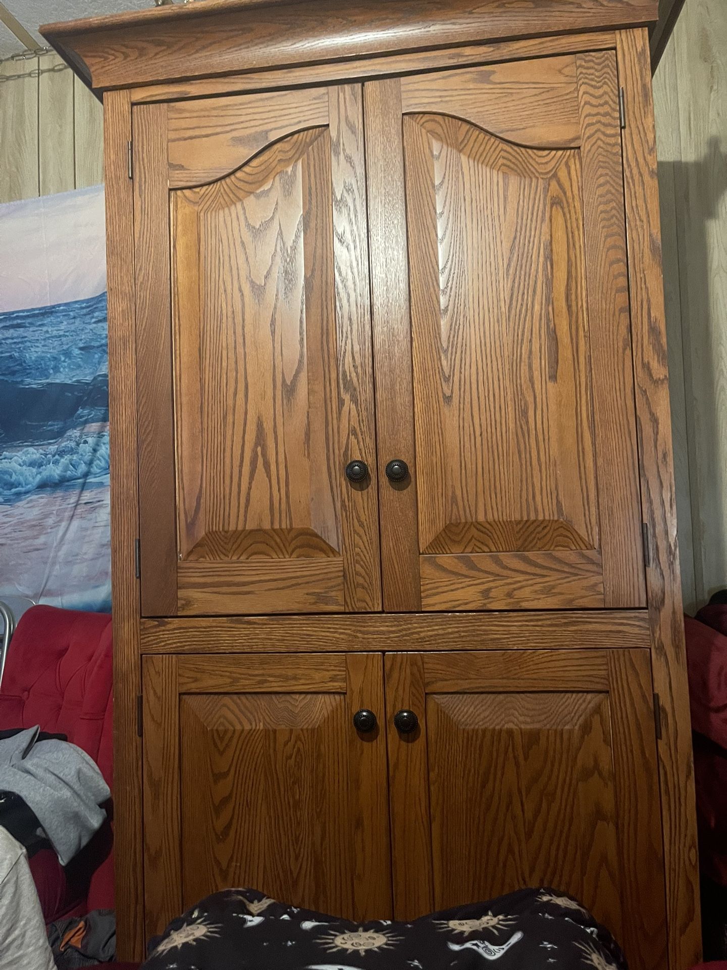 Heavy Oak Entertainment Cabinet With Drawers