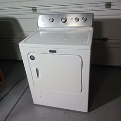 Maytag Gas Dryer Excellent Working Condition 