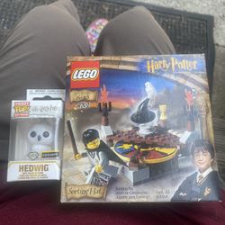 Harry potter 2001 Lego Set 4701 * Bonus Hedwig Keychain 