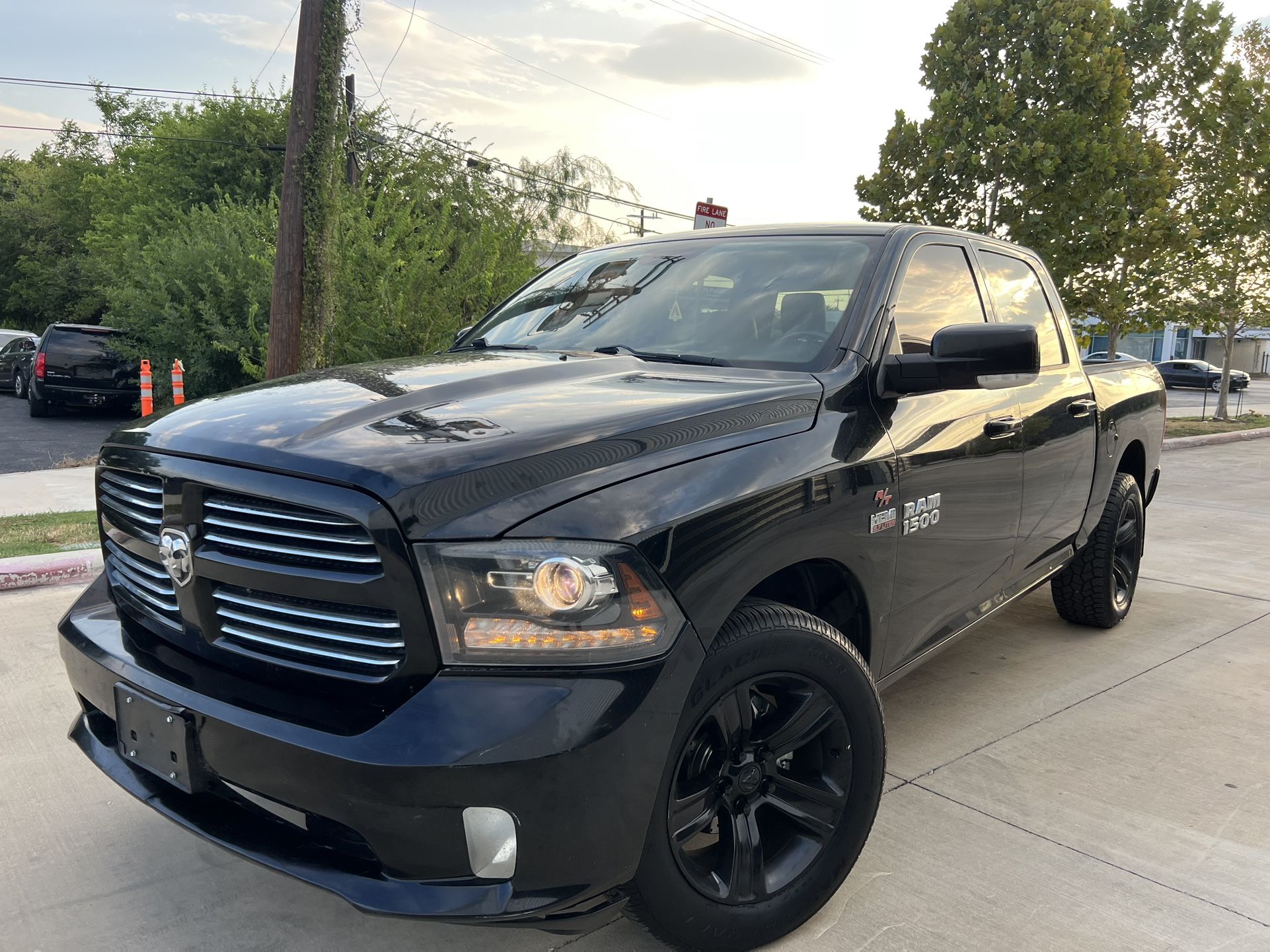 2014 Dodge RAM 1500 R/T 4x4 for Sale in San Antonio, TX - OfferUp