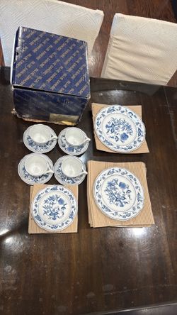 Blue Danube 20 Pc. Starter Set