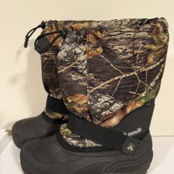 Kamik Snowboots For Kids Size 4