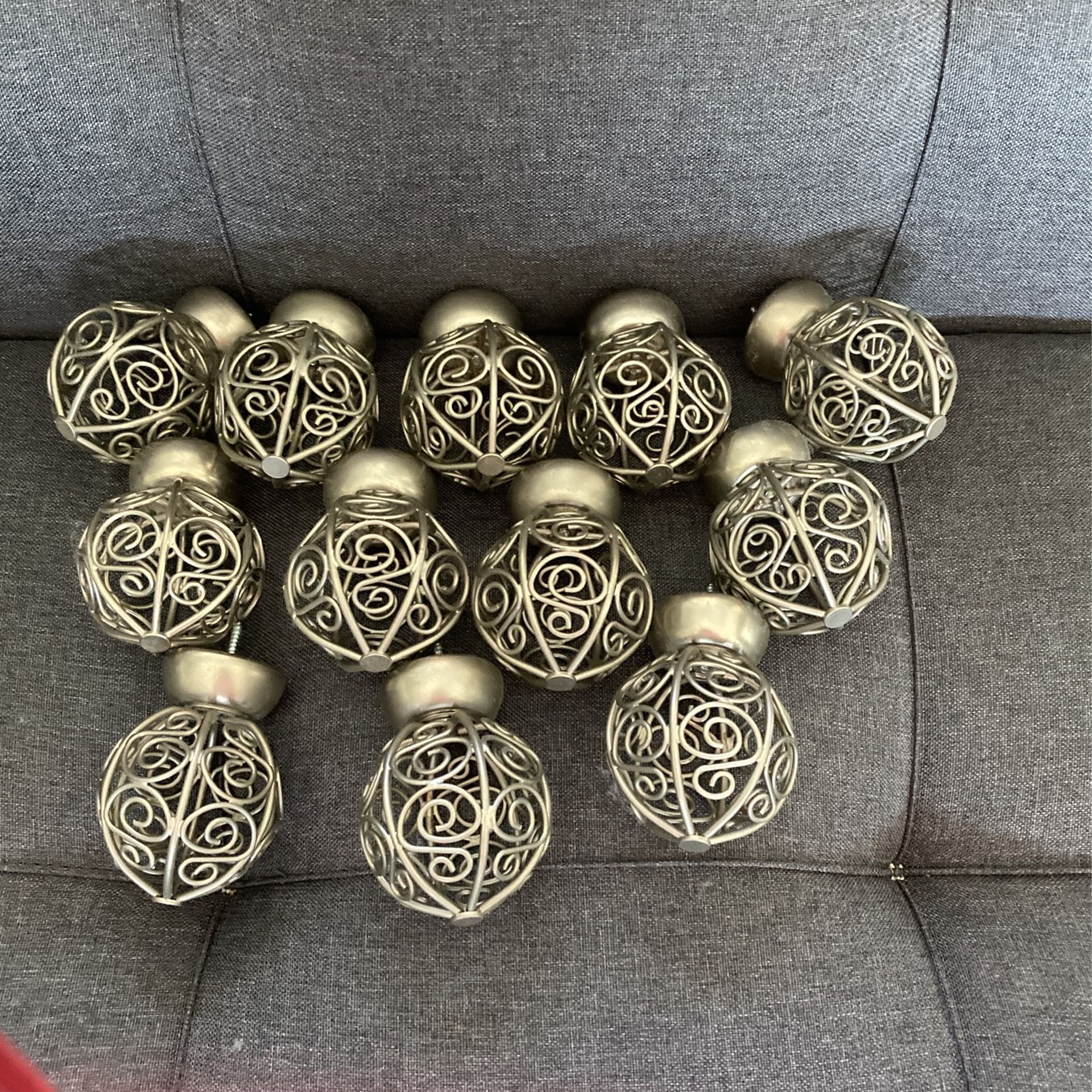 12 Finials