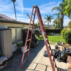 10' A-frame Fiberglass Ladder 
