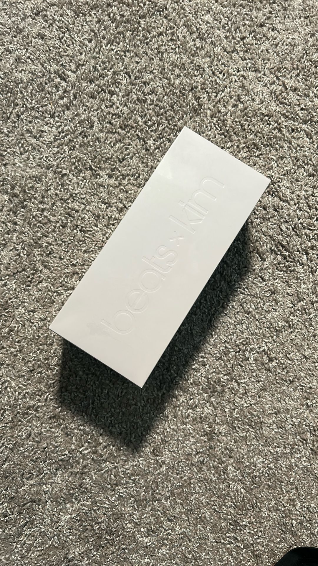 Beats Pill x Kim - Special Edition (Light Grey)