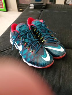 Nike Calvin Johnson Mens Size 9.5