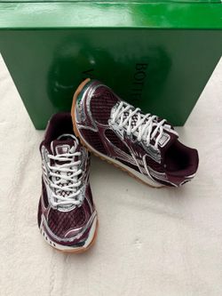 Bottega sneakers