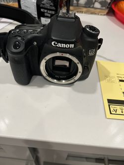Canon 70D Camera And 3 Lenses