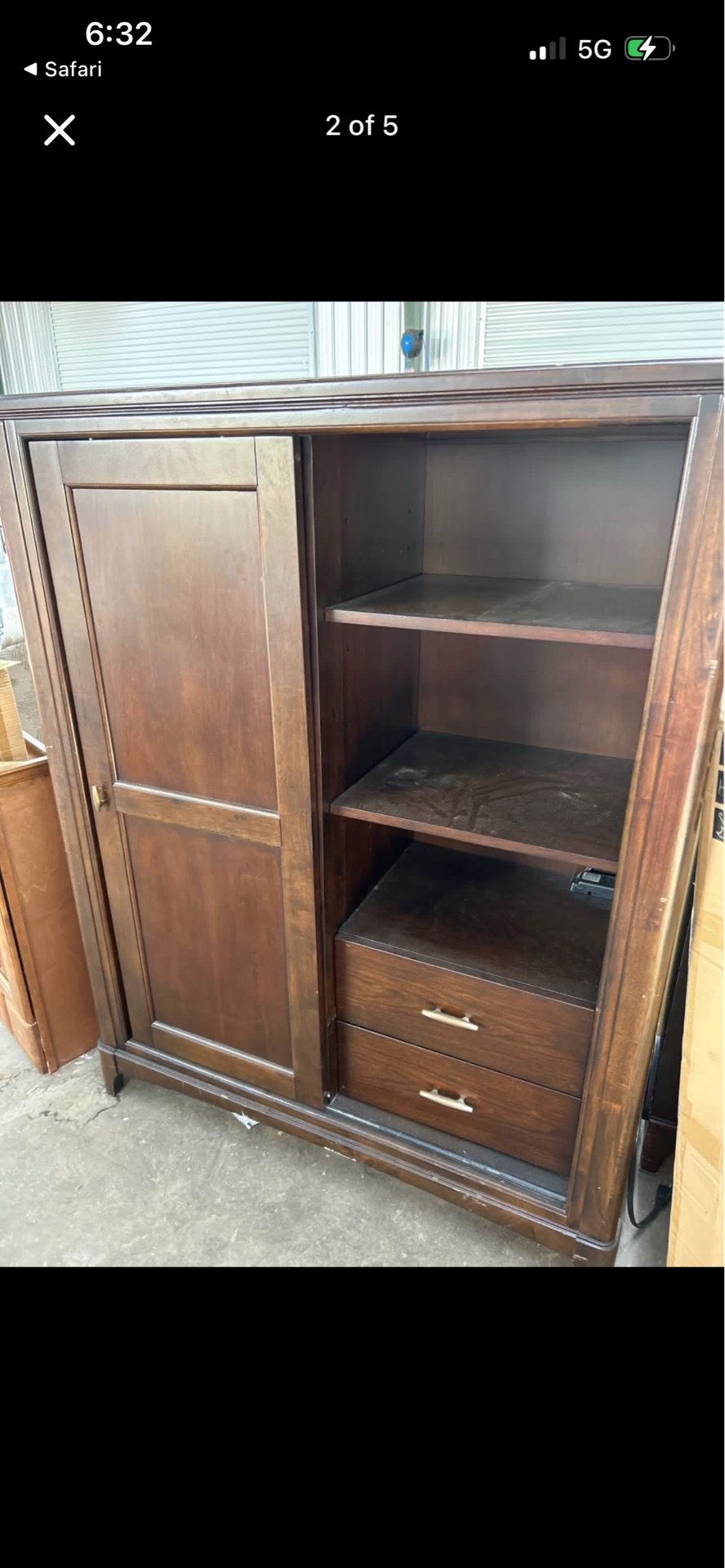 Havertys sliding door chest
