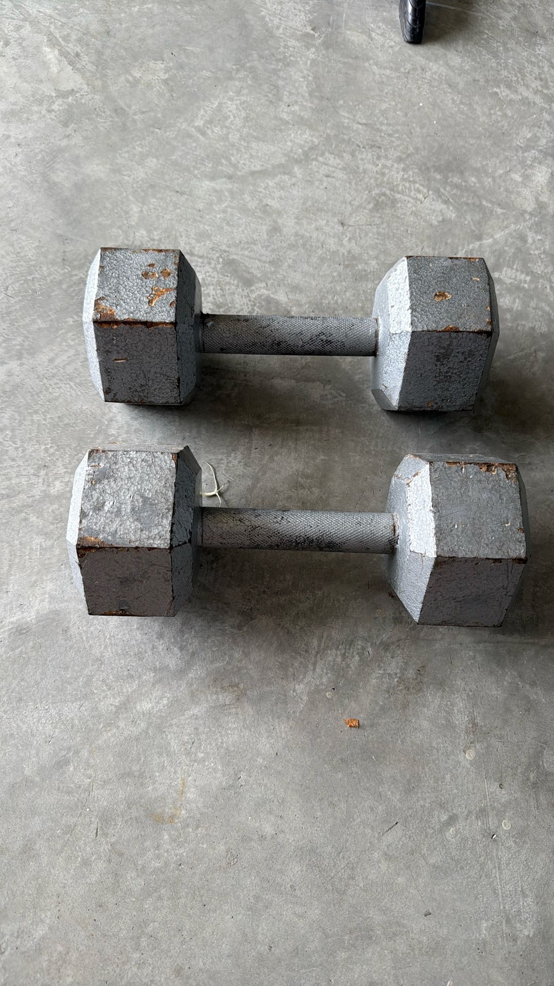 Set Of Two Dumbbells