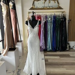 New Wedding Dress Size 2