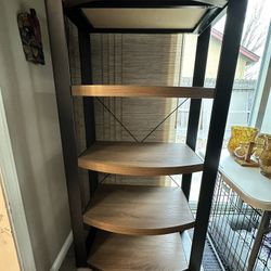 Industrial style shelf unit with 5 shelves brown with black metal 