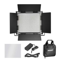 NEEWER LED LIGHT