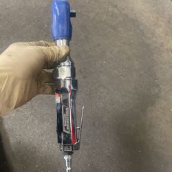 Blue- Point Air Ratchet 